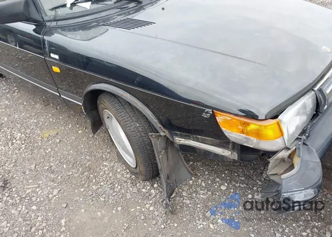 1991 Saab 900 S z USA, uszkodzony, nr VIN YS3AK35E4M7000528